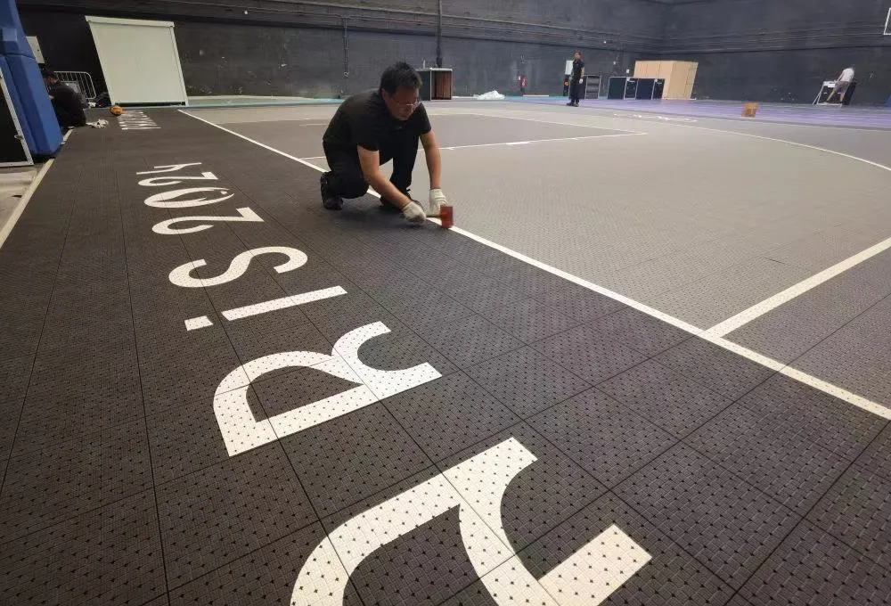 running track surface