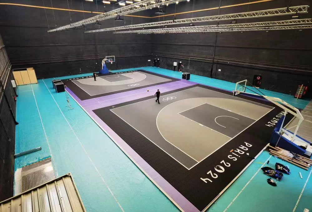 interlocking flexible floor tiles
