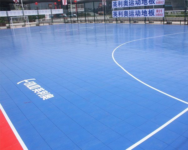 high traffic commercial flooring