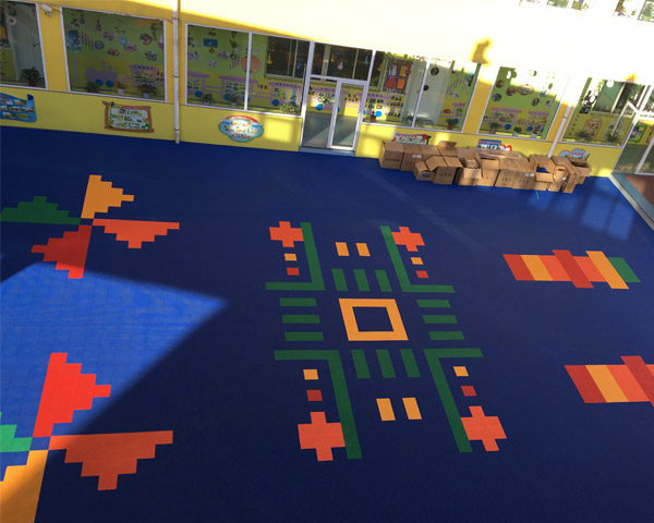 interlocking square tiles